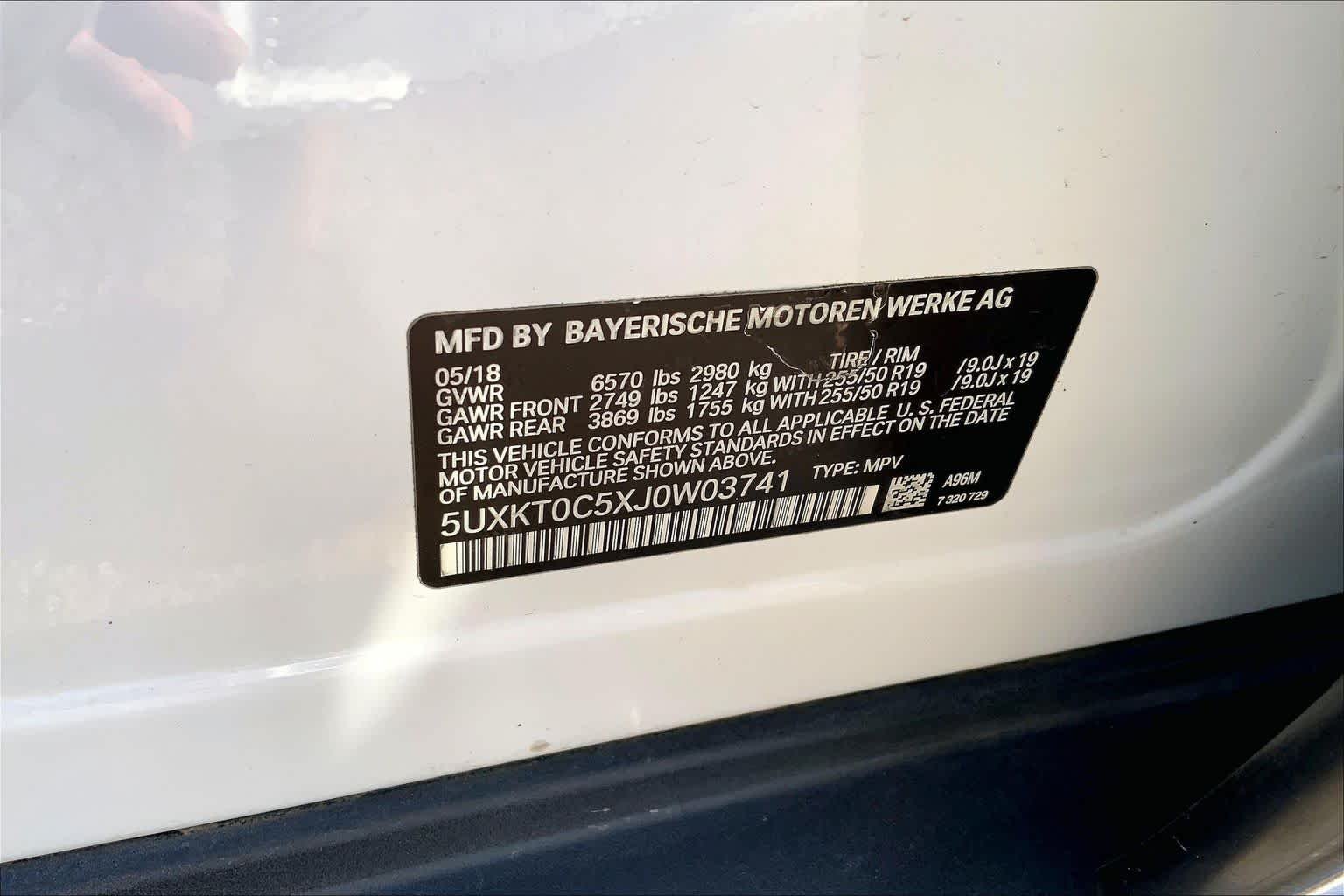 Used 2018 Alpine White BMW xDrive40e iPerformance image 36
