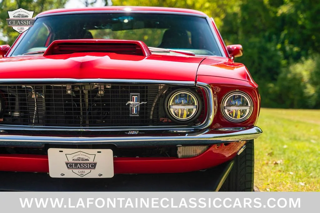 Used 1969 Red Ford  image 12