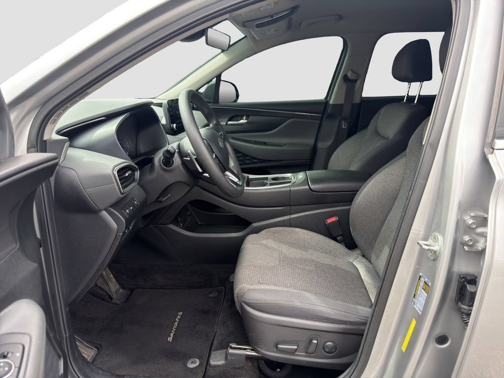 Used 2022 Silver Hyundai SEL image 9