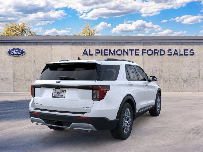 New 2026 Star White Metallic Tri-Coat Ford Platinum™ image 31