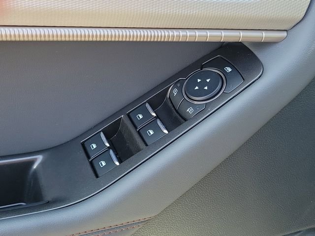 Used 2026 Star White Ford Active image 14