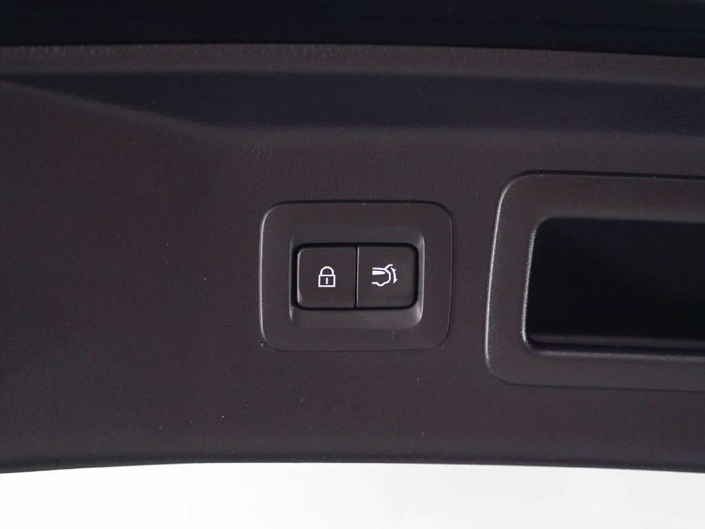 Used 2024 Deep Crystal Blue Mica Mazda Premium Plus image 18