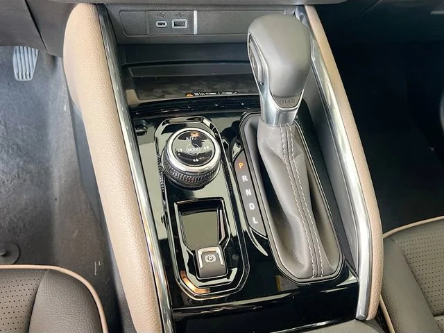 2026 GMC Canyon Denali - Photo 12