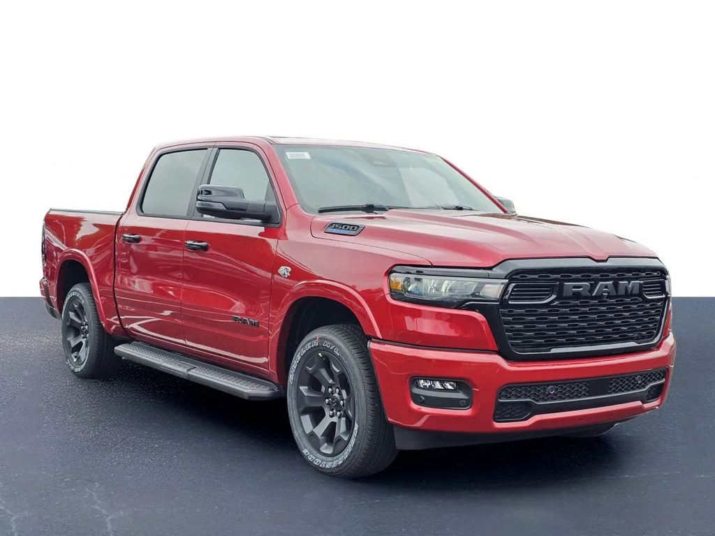 New 2026 Molten Red Pearl-Coat Exterior Paint RAM Big Horn/Lone Star image 5