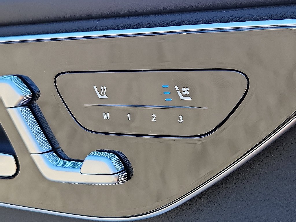 New 2027 MANUFAKTUR Alpine Grey Mercedes-Benz GLC 300 Coupe image 18