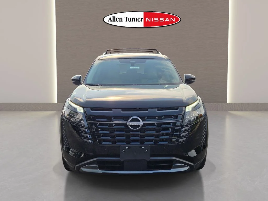 2026 Nissan Pathfinder SL - Photo 3