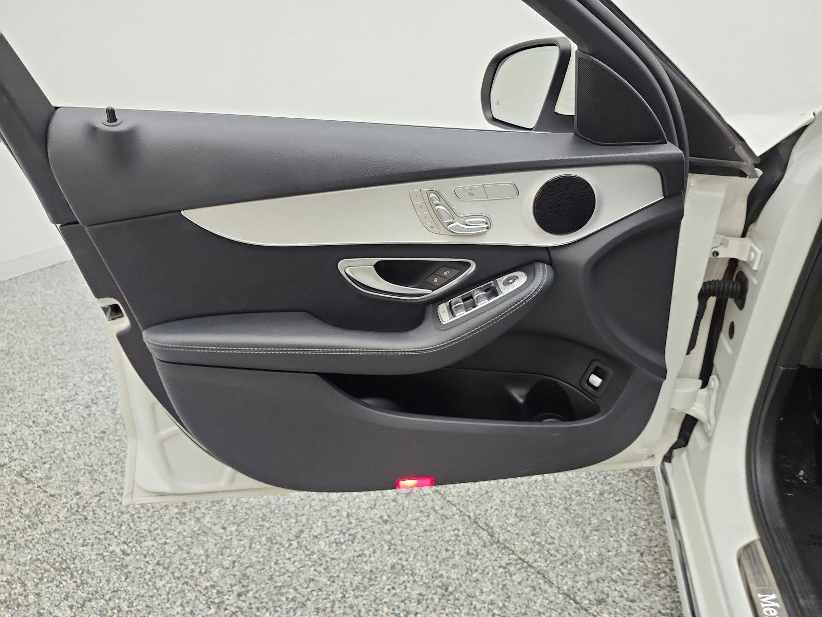 Used 2019 Polar White Mercedes-Benz C 300 Sedan image 12