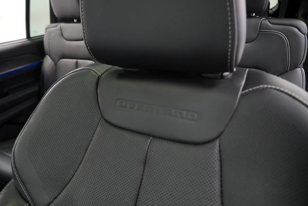 Used 2021 Silver Jeep Overland image 23