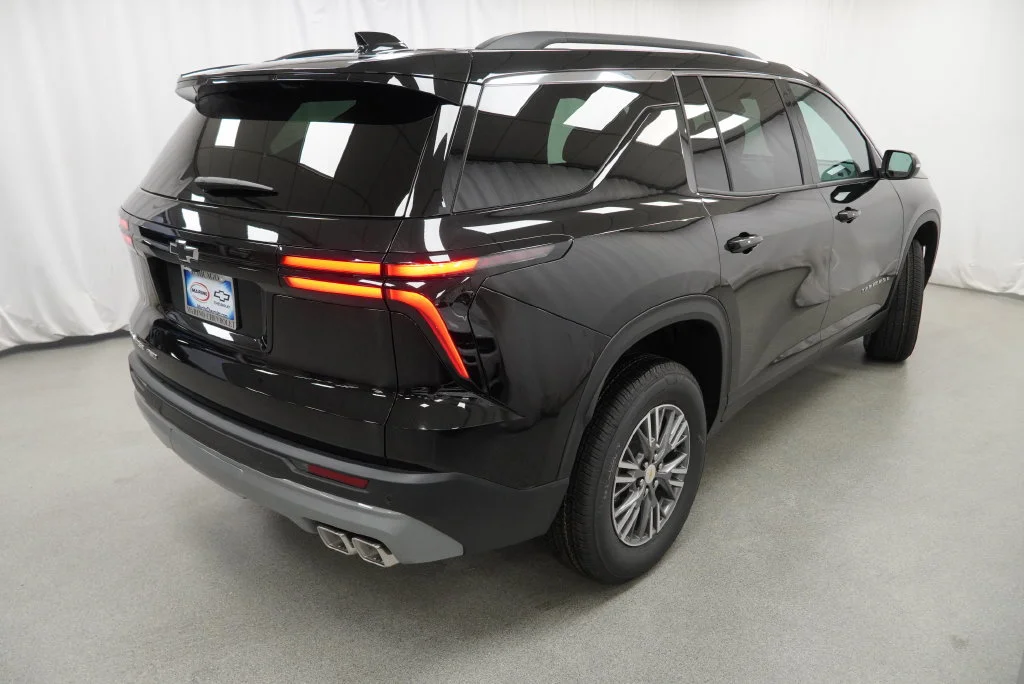 New 2027 Mosaic Black Metallic Chevrolet LT image 3