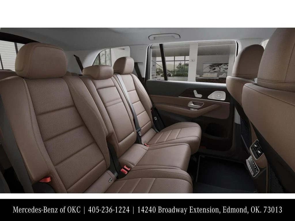 Used 2026 Black Mercedes-Benz GLS 450 image 5