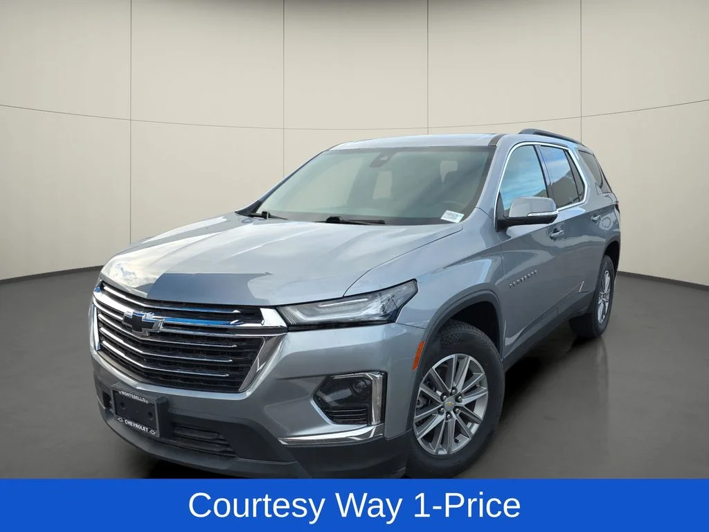 Used 2023 Gray Chevrolet LT image 4