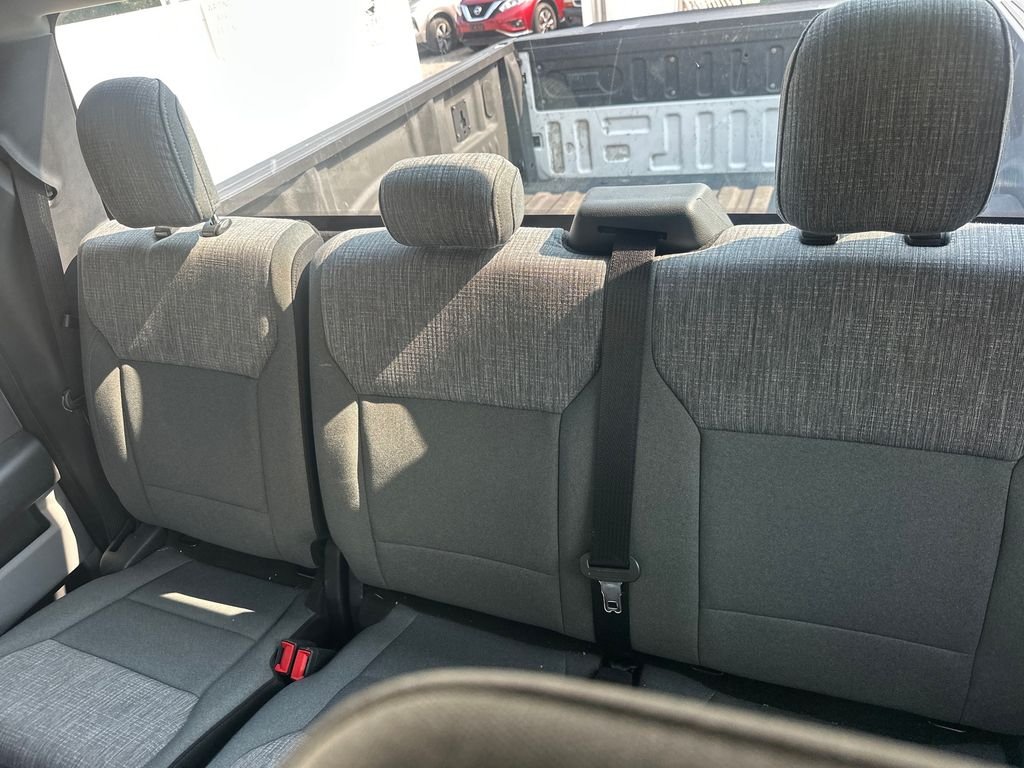 Used 2021 White Ford XLT image 30
