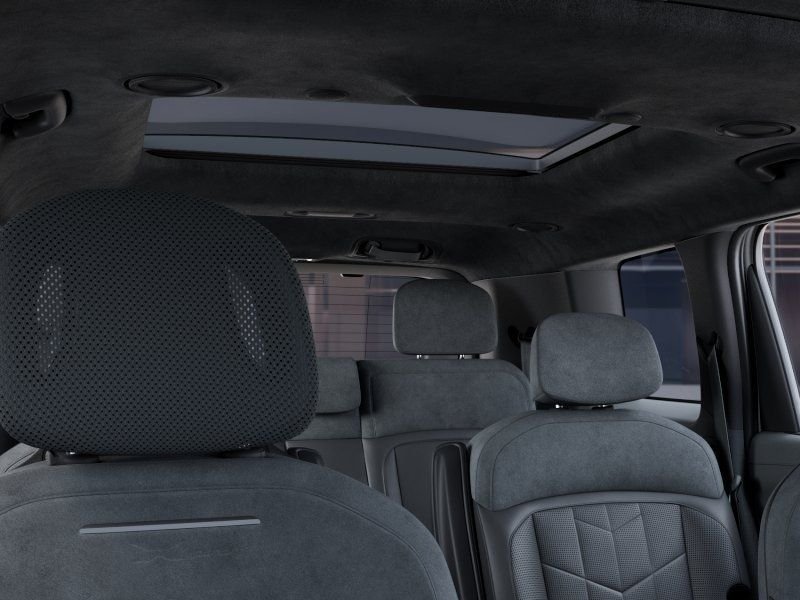 New 2027 White Kia X-Pro SX-Prestige image 28