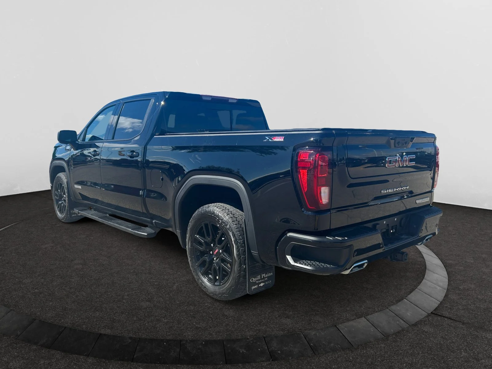Used 2024 Black GMC Elevation Crew 3.0L Leather X31 Package 4x4 image 3