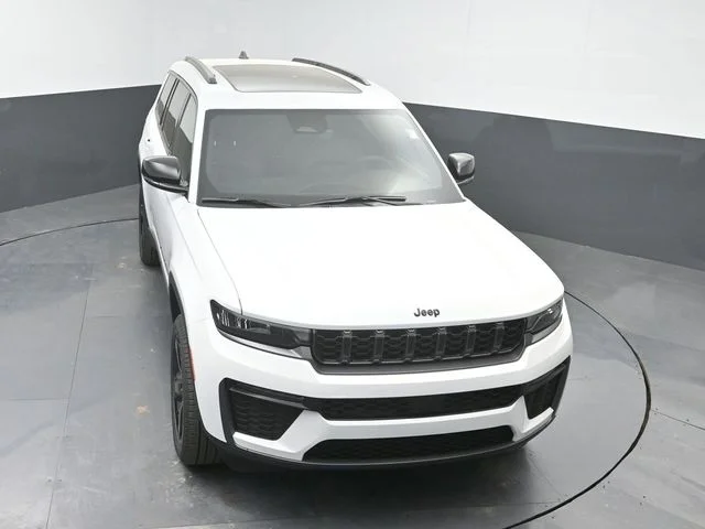 New 2026 Bright White Clearcoat Jeep Limited image 38