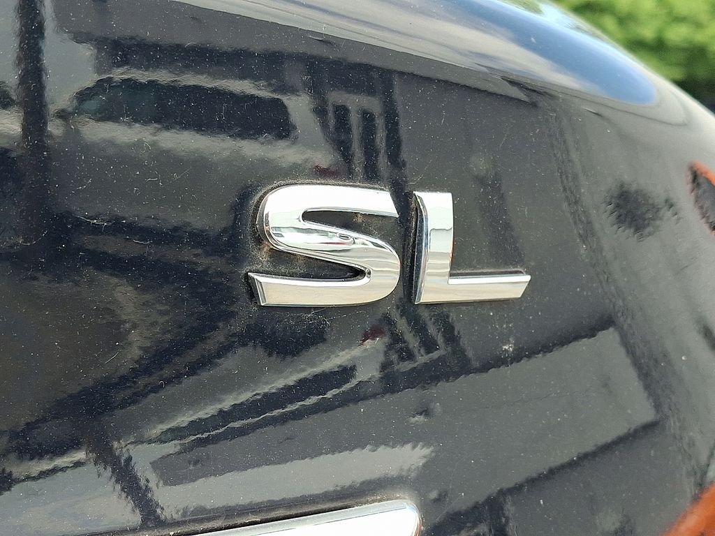 Used 2015 Black Nissan 2.5 SL image 9
