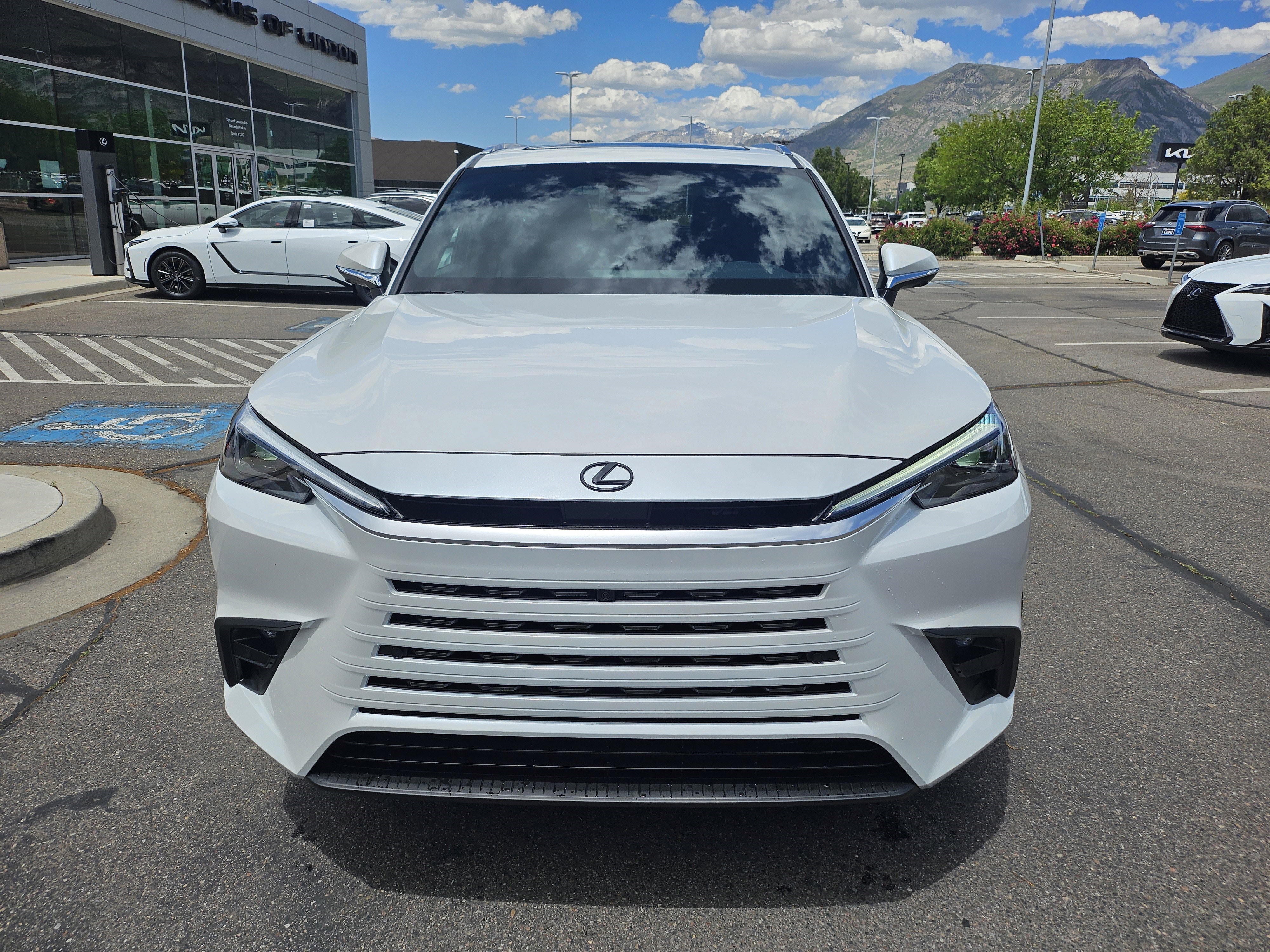 New 2026 Wind Chill Pearl Lexus PREMIUM AWD image 2