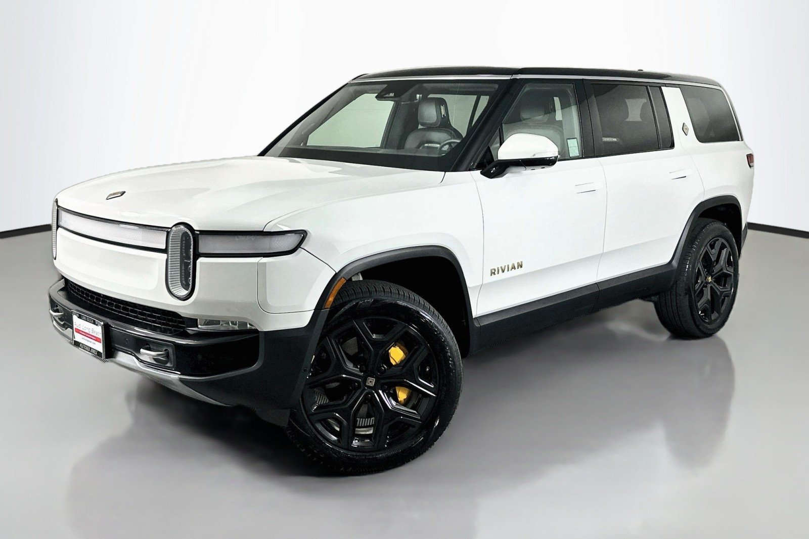 2023 Rivian R1S Adventure