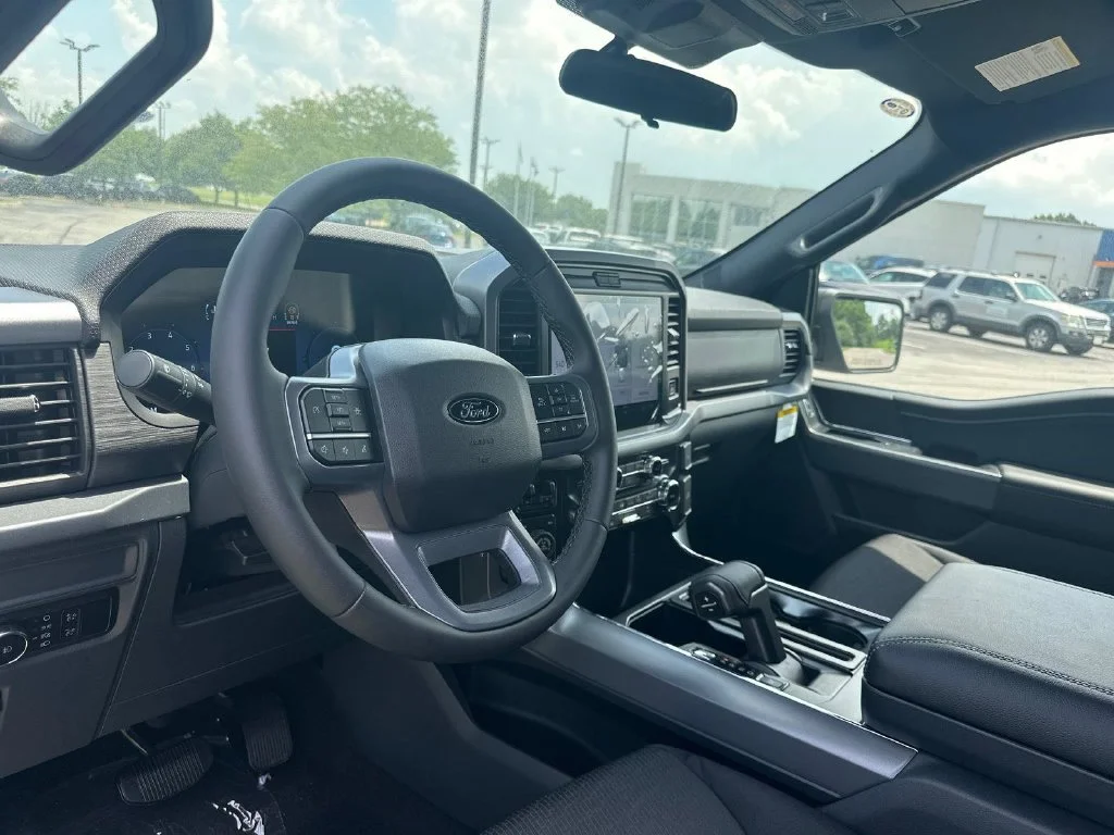 New 2026 Silver Ford XLT image 13