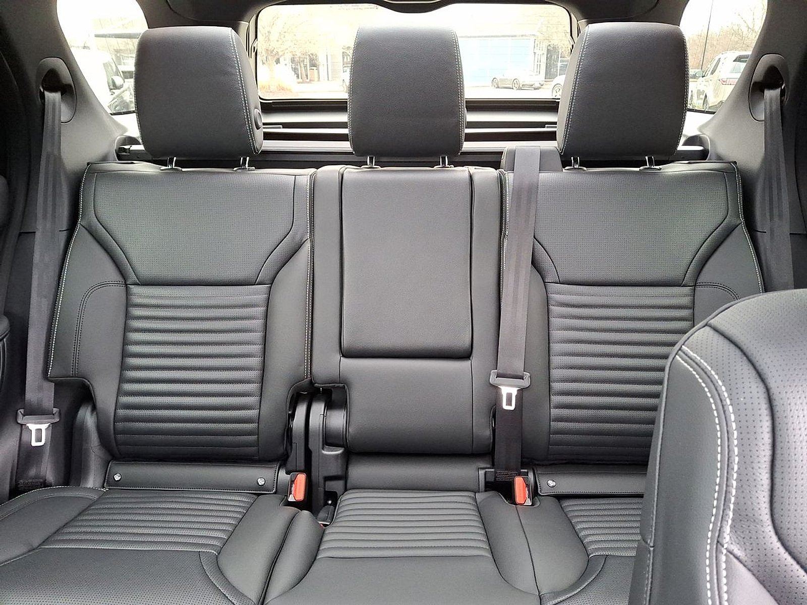 2025 Land Rover Discovery S - Photo 13