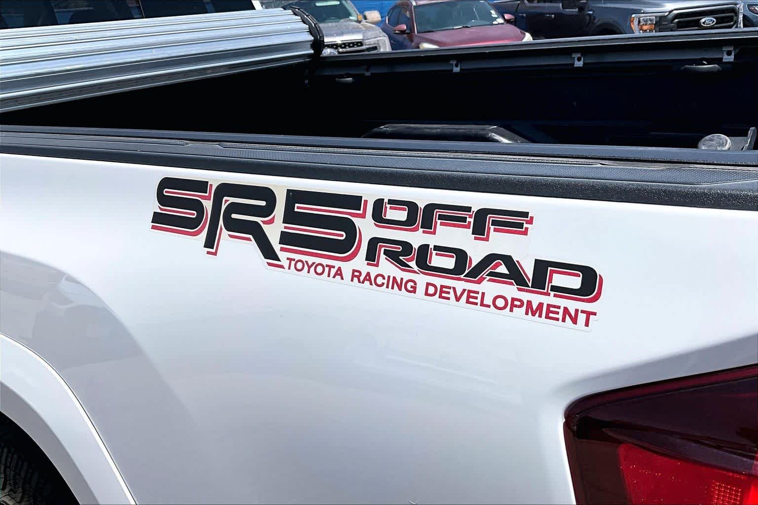 Used 2022 White Toyota SR5 image 30