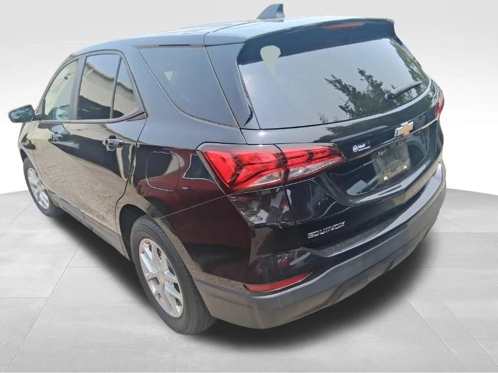Used 2022 Mosaic Black Metallic Chevrolet LS image 5