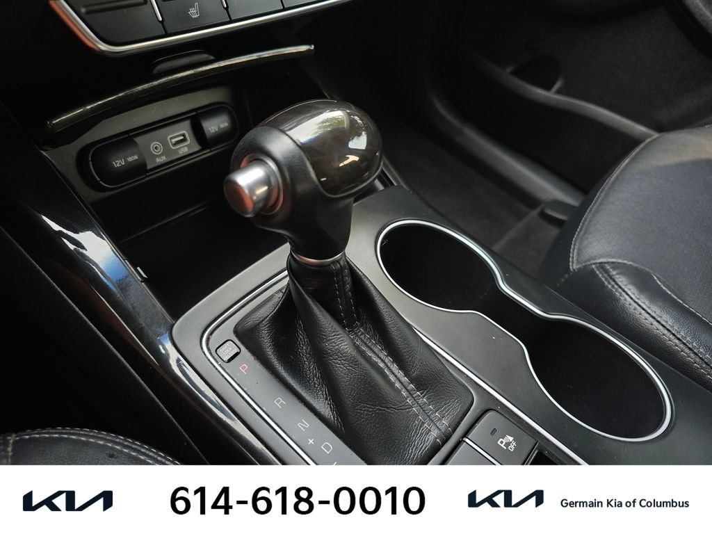 Used 2017 Silver Kia EX image 24