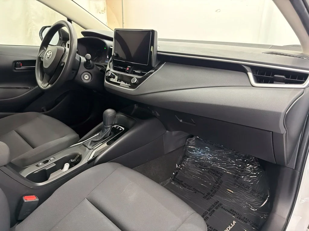 Used 2023 White Toyota LE image 30