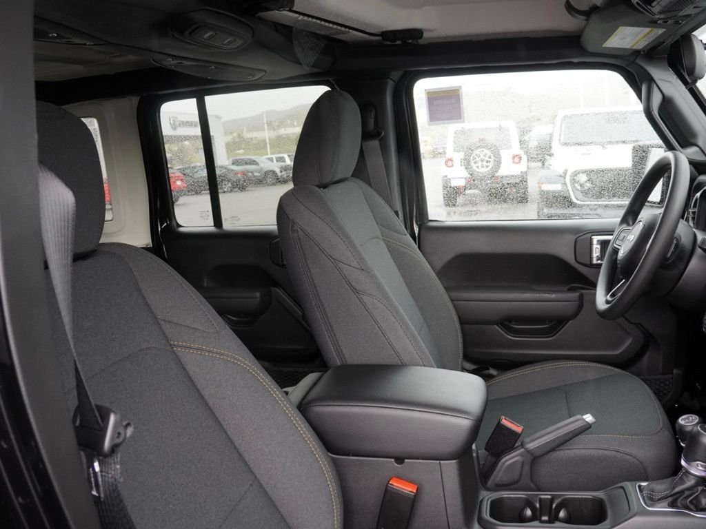 New 2026 Black Clear-Coat Exterior Paint Jeep Sport image 20