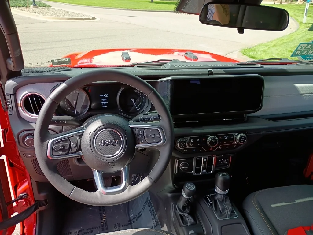 Used 2025 Firecracker Red Clearcoat Jeep Sahara image 23