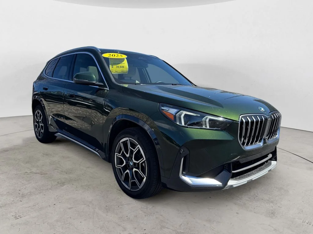 2025 BMW X1 xDrive28i's photo