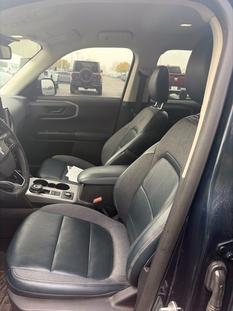 Used 2021 Blue Metallic Ford Outer Banks image 14