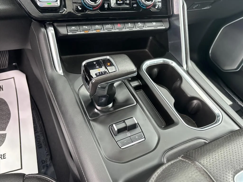 Used 2022 Black GMC Denali image 34
