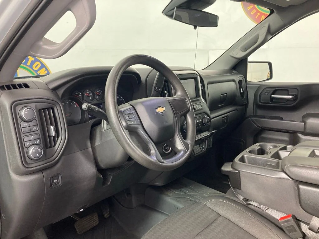 Used 2024 Gray Chevrolet Custom image 12