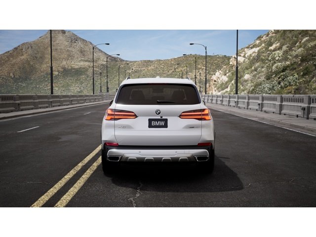 New 2026 Mineral White Metallic BMW xDrive40i image 5