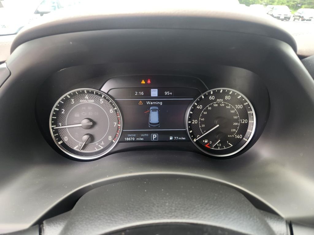 Used 2023 Red Nissan Platinum image 15