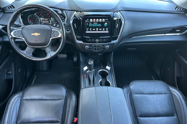 Used 2018 Beige Chevrolet Premier image 12