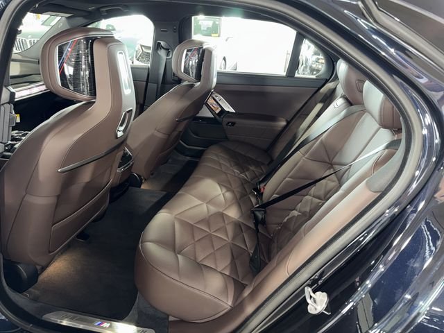 Used 2025 Carbon Black Metallic BMW 740i image 16
