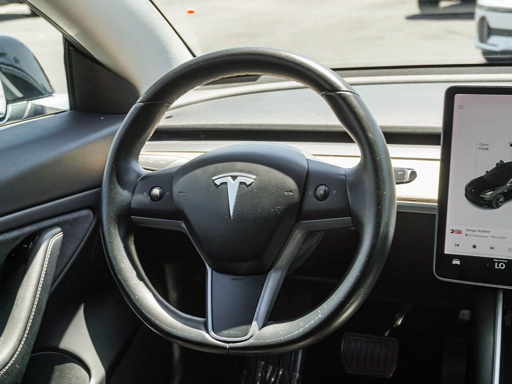 Used 2019 Solid Black Tesla Standard Range Plus image 15