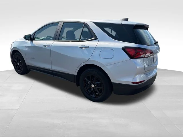 Used 2022 Silver Ice Metallic Chevrolet LS image 3