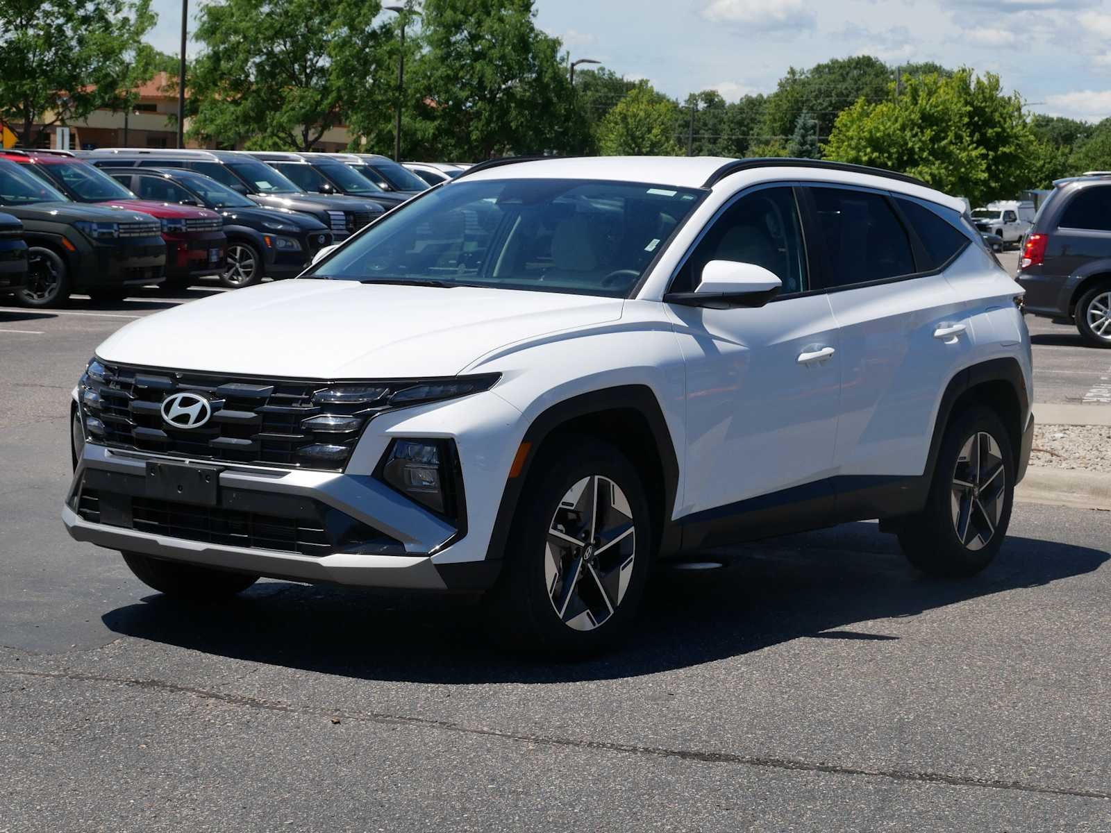 Certified 2026 Hyundai Tucson SEL with VIN 5NMJBCDE9TH609436 for sale in Mankato, Minnesota