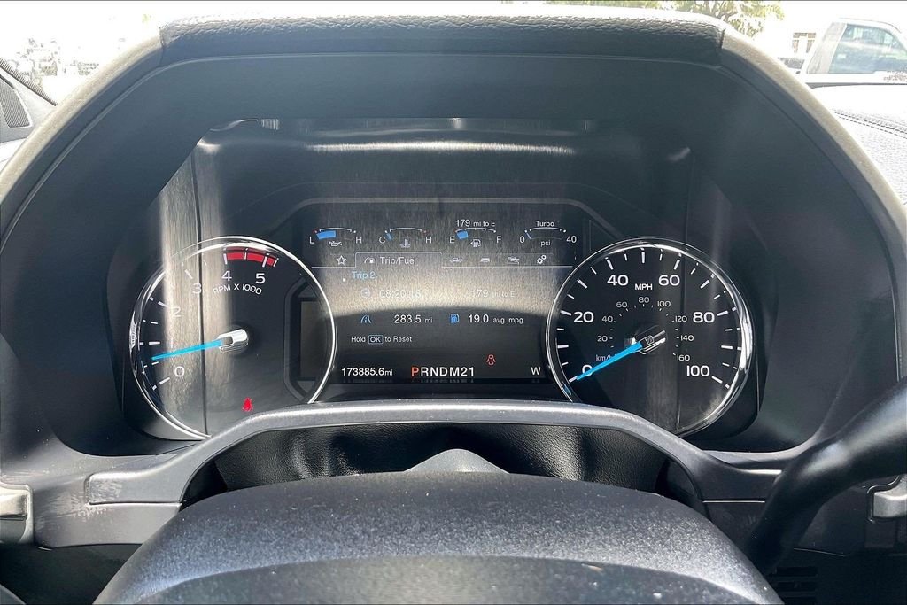 Used 2017 Silver Ford Platinum image 12