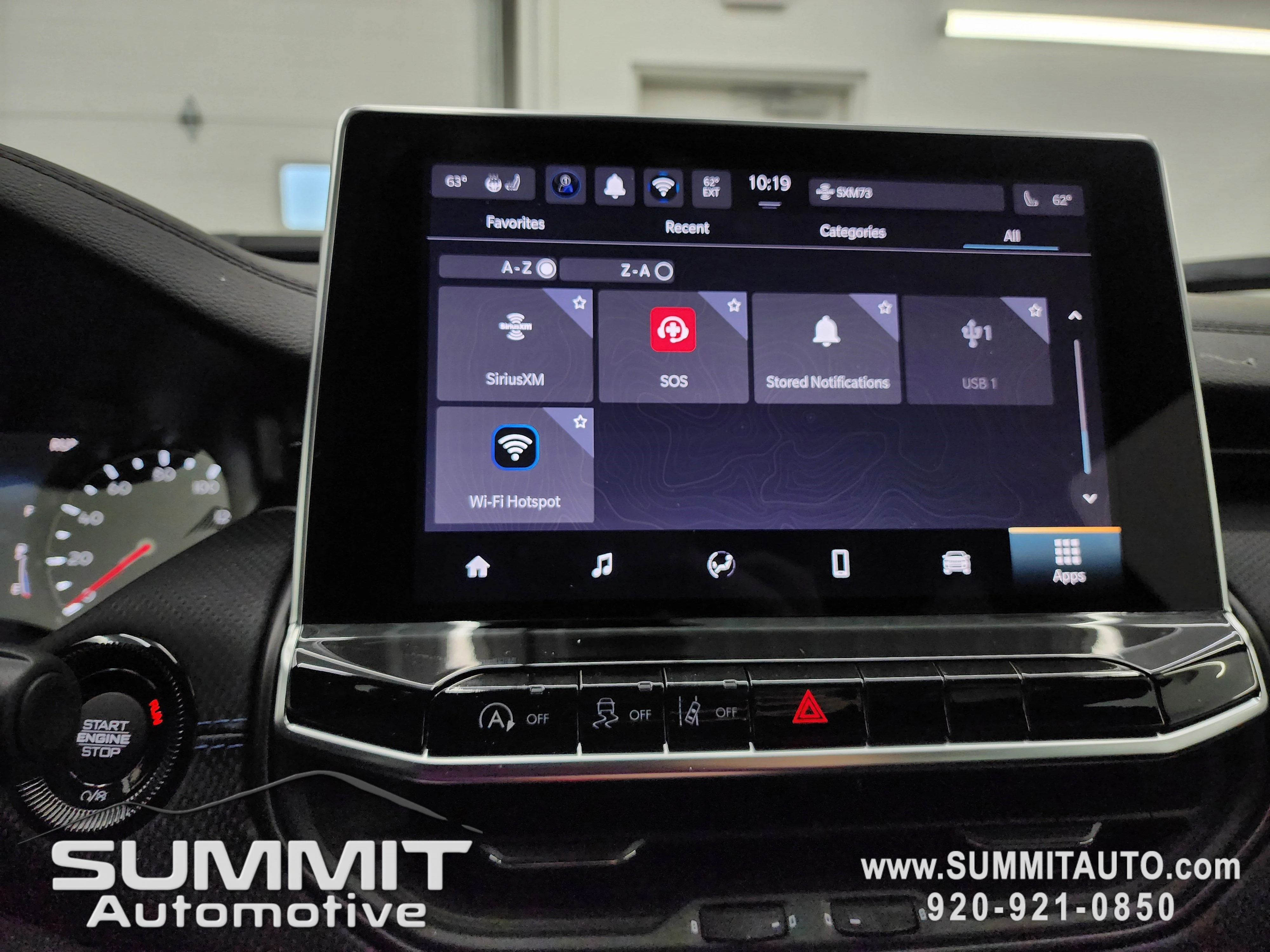New 2026 Diamond Black Crystal Pearlcoat Jeep Latitude image 57