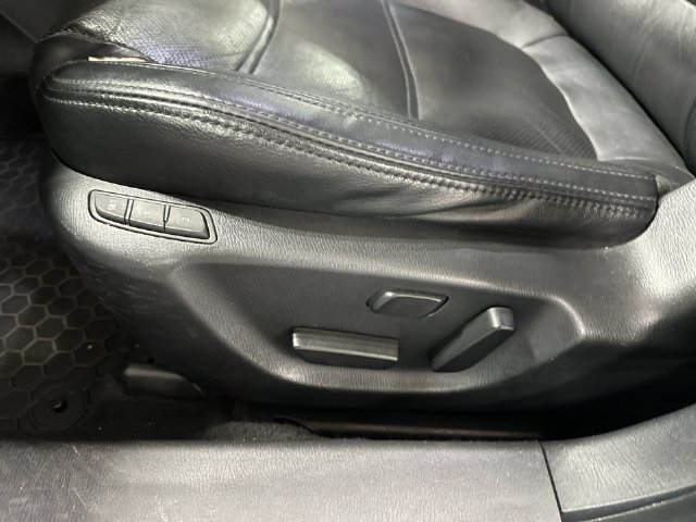 Used 2016 Gray Mazda i Grand Touring image 18