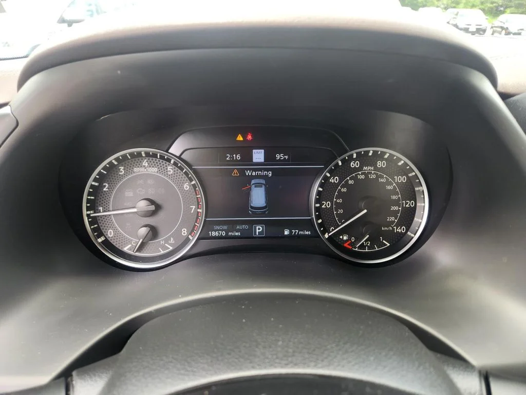 Used 2023 Red Nissan Platinum image 15