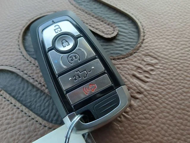 New 2026 Ruby Red Metallic Tinted Clearcoat Ford King Ranch® image 29