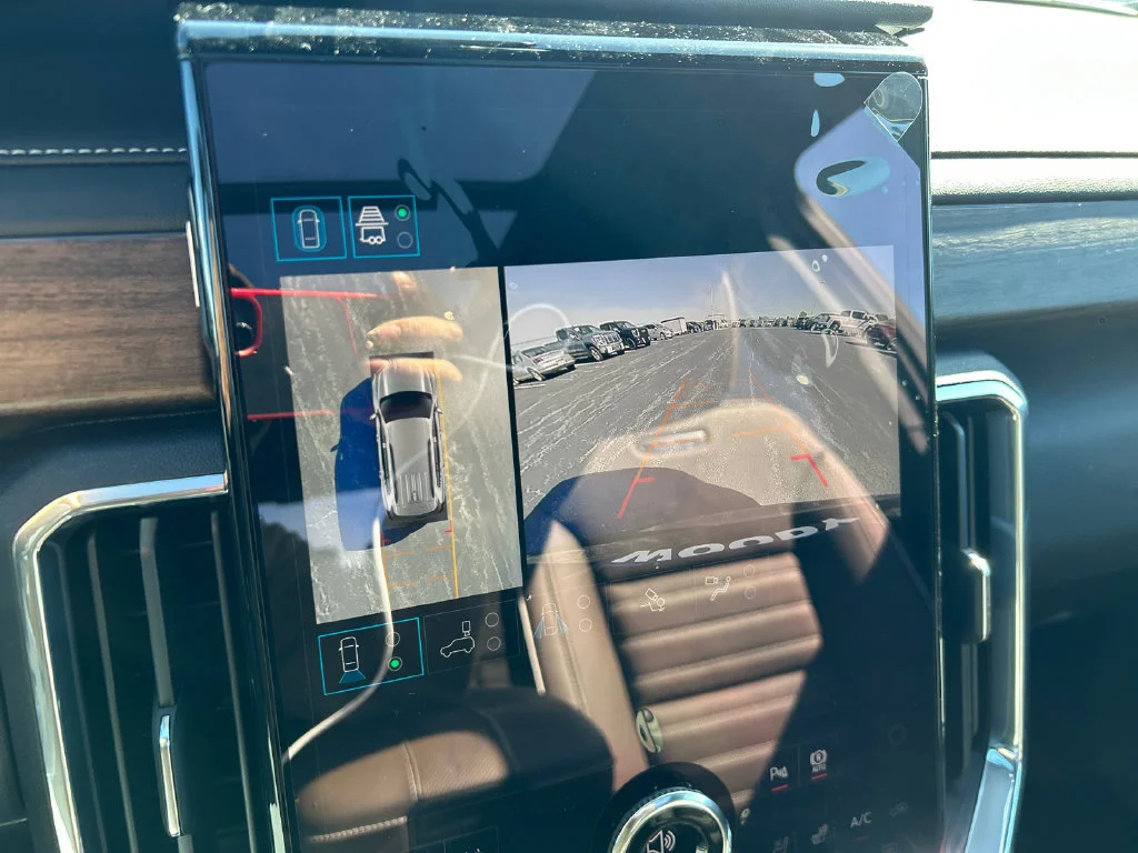 2027 GMC Acadia Denali Ultimate - Photo 23