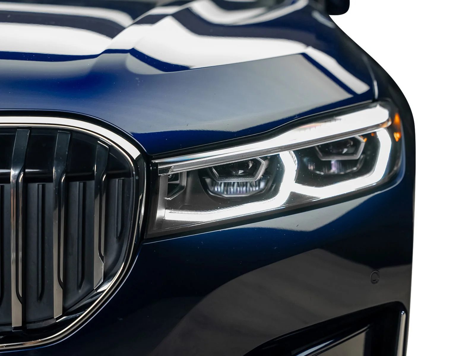 Used 2022 Blue BMW ALPINA B7 xDrive image 4