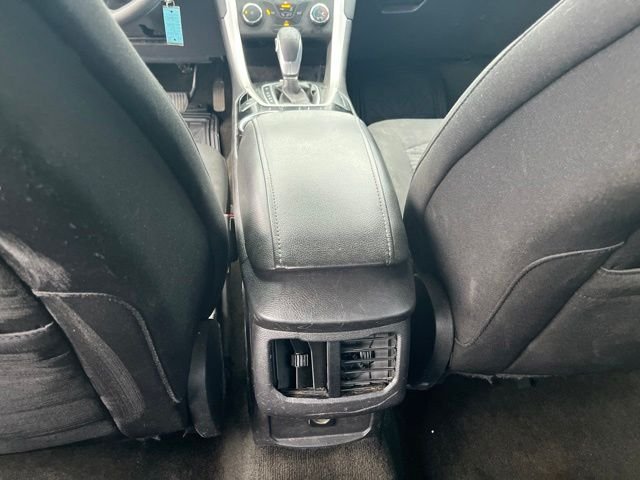 Used 2016 Black Ford SE image 14