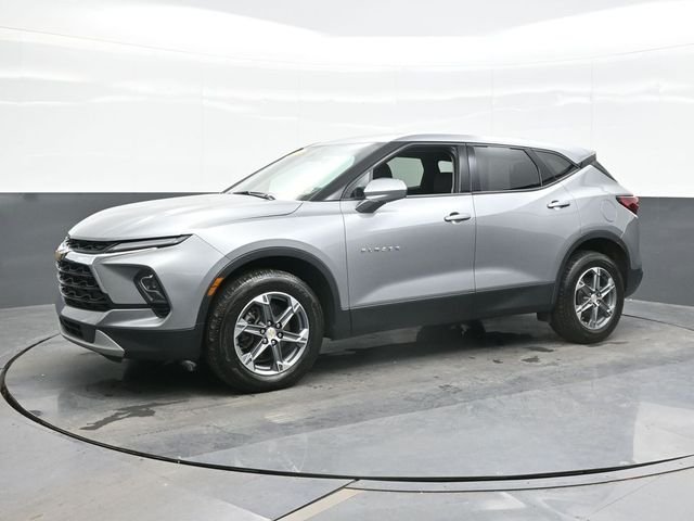 Used 2024 Gray Chevrolet LT image 5